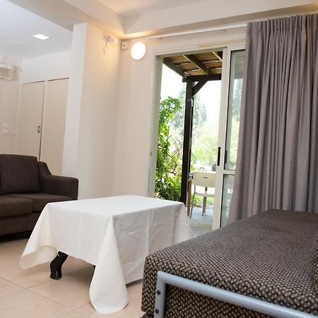 Kibbutz Tiratzvi - Country Lodging Tirat Zevi Εξωτερικό φωτογραφία
