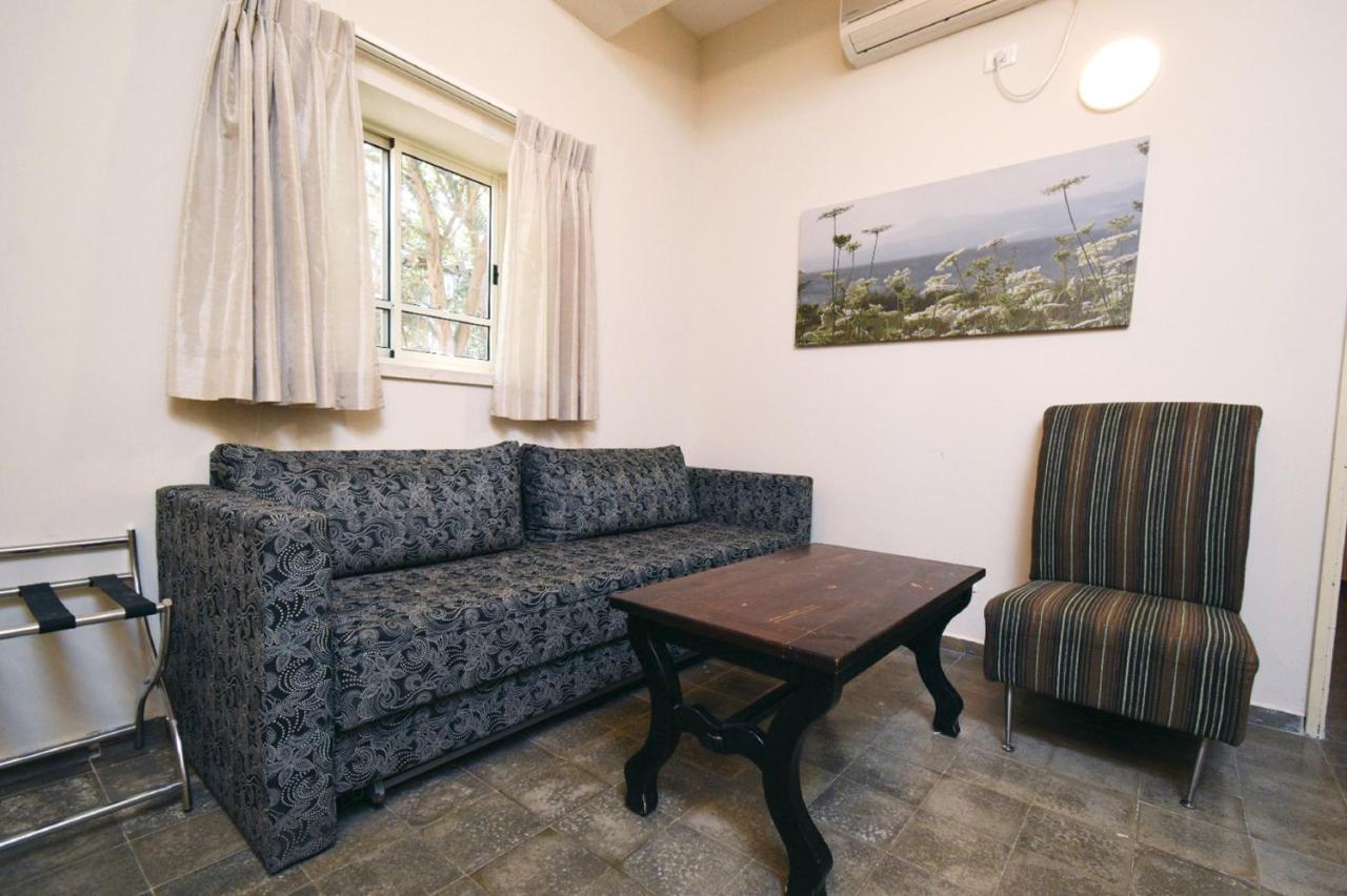 Kibbutz Tiratzvi - Country Lodging Tirat Zevi Εξωτερικό φωτογραφία