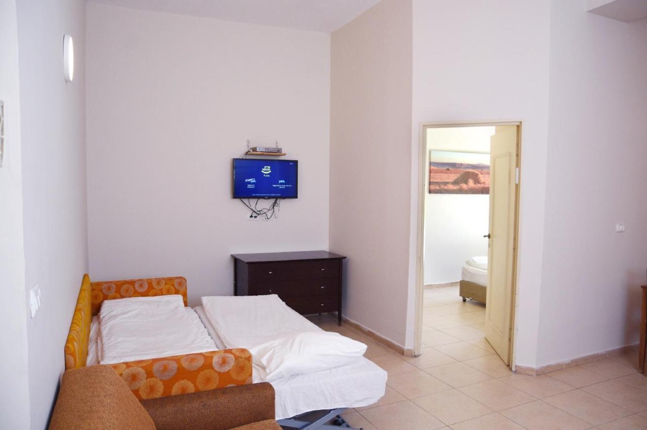 Kibbutz Tiratzvi - Country Lodging Tirat Zevi Εξωτερικό φωτογραφία