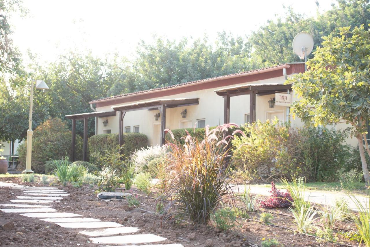 Kibbutz Tiratzvi - Country Lodging Tirat Zevi Εξωτερικό φωτογραφία