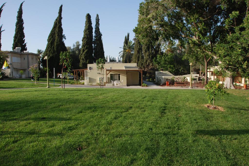Kibbutz Tiratzvi - Country Lodging Tirat Zevi Εξωτερικό φωτογραφία
