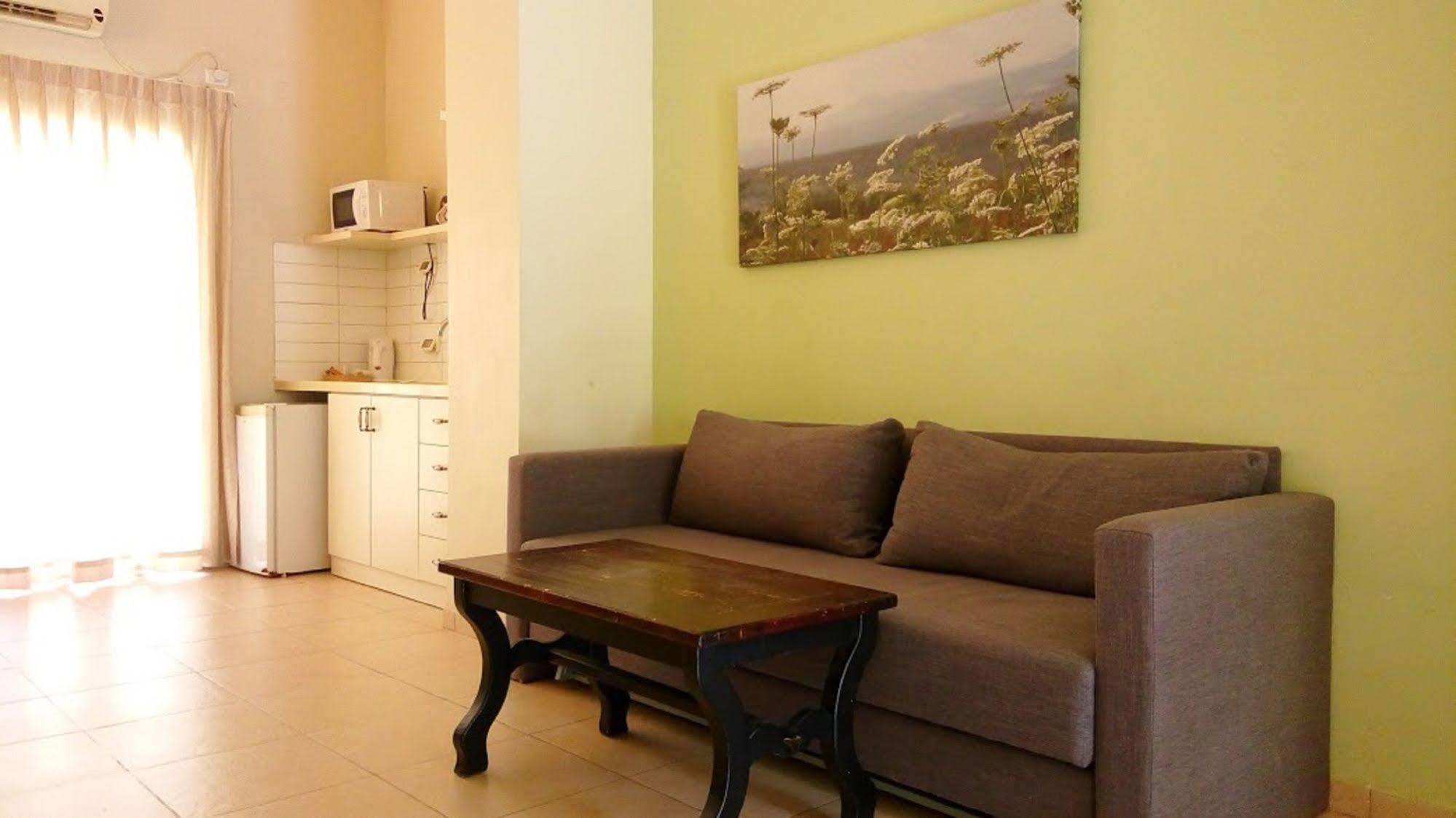 Kibbutz Tiratzvi - Country Lodging Tirat Zevi Εξωτερικό φωτογραφία